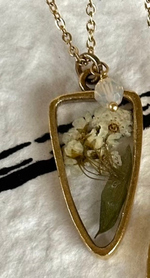 Floral Arrowhead Statement Gold Necklace