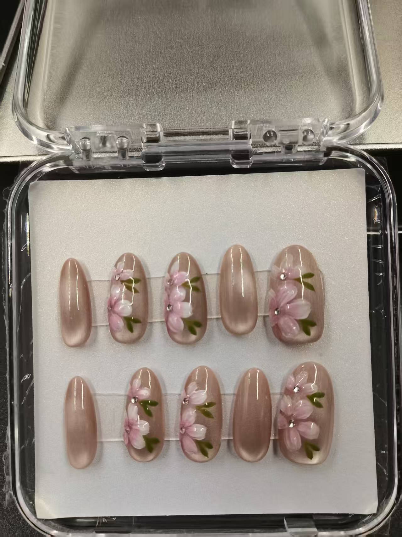1037- Handmade press on nails
