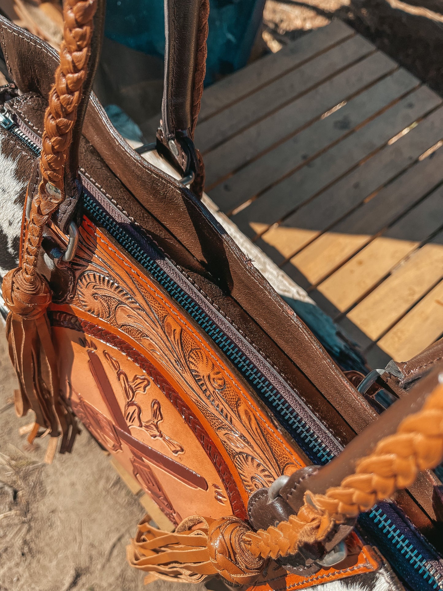 The Smoking Gun Tote bag Concealed Carry