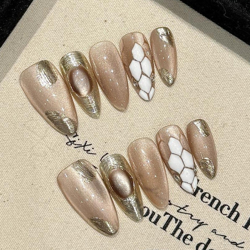 0937- Handmade press on nails