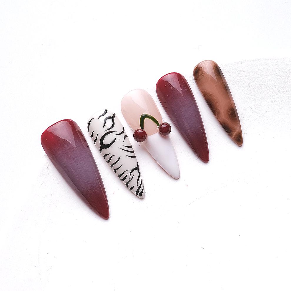 1076 Handmade Press On Nails