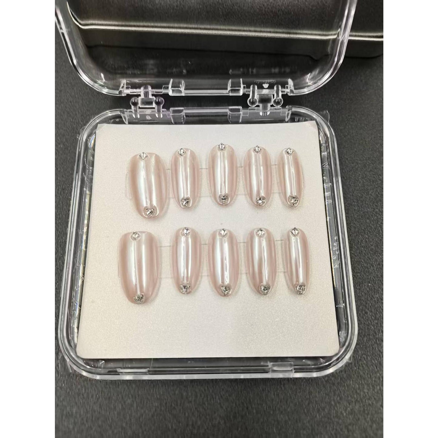 1038- Handmade press on nails