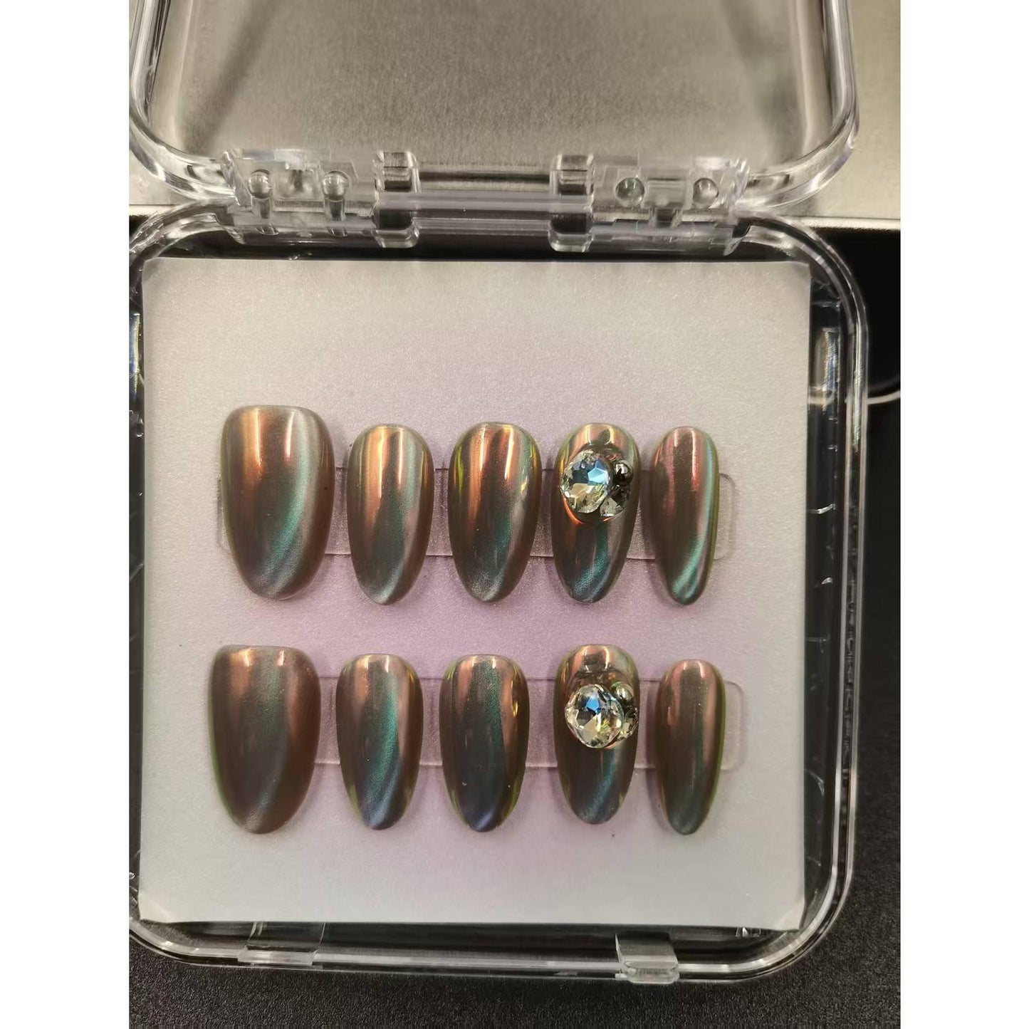 1053- Handmade press on nails