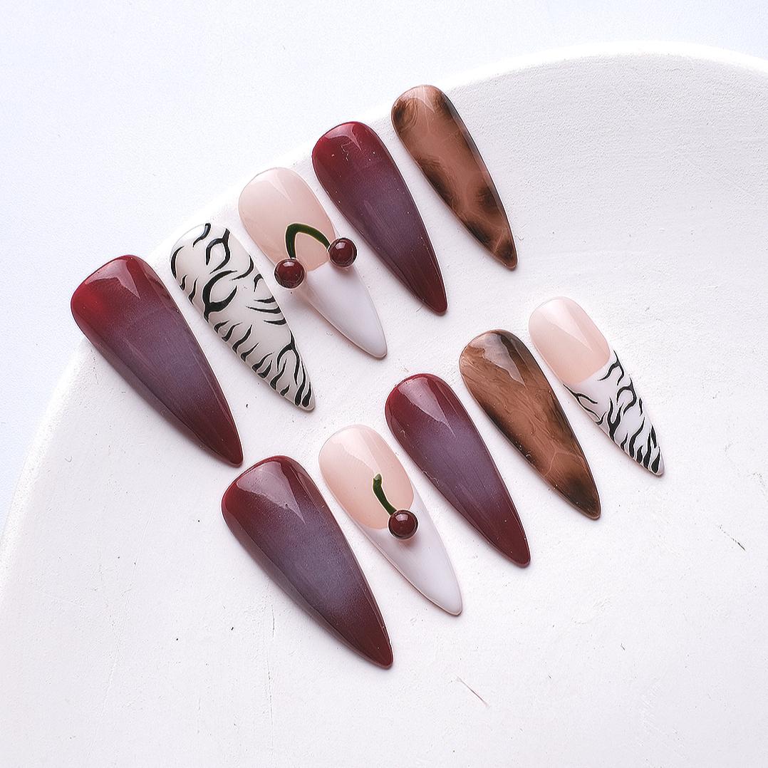 1076 Handmade Press On Nails