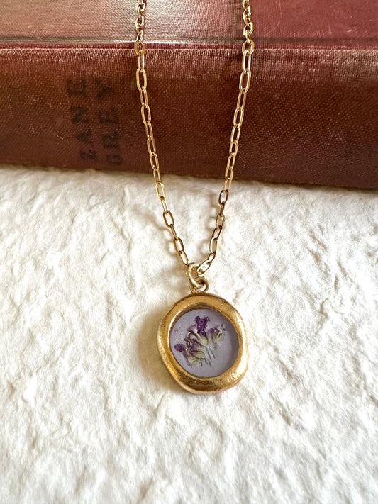 Floral Crest Necklace