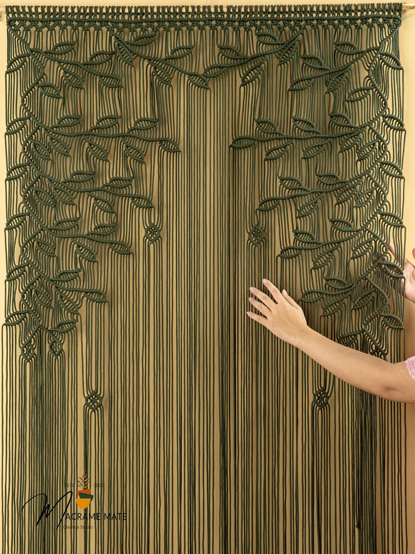 Dark Green Macrame Leaf Door Curtain