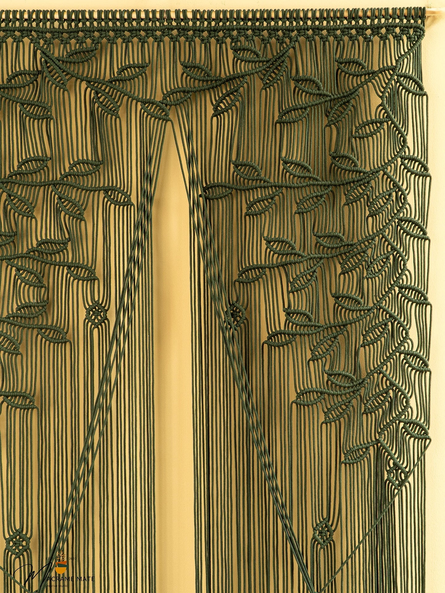 Dark Green Macrame Leaf Door Curtain