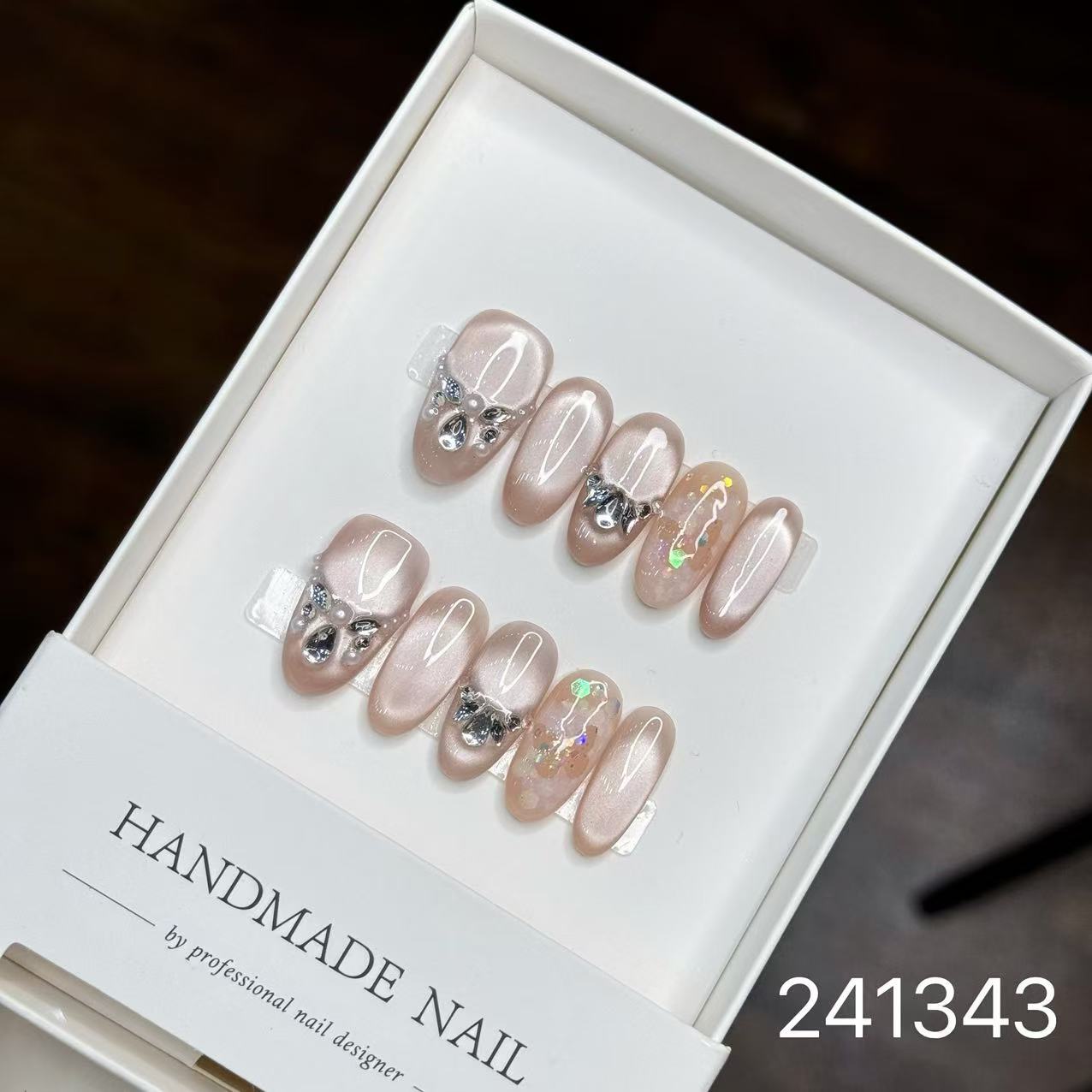 1029- Handmade press on nails