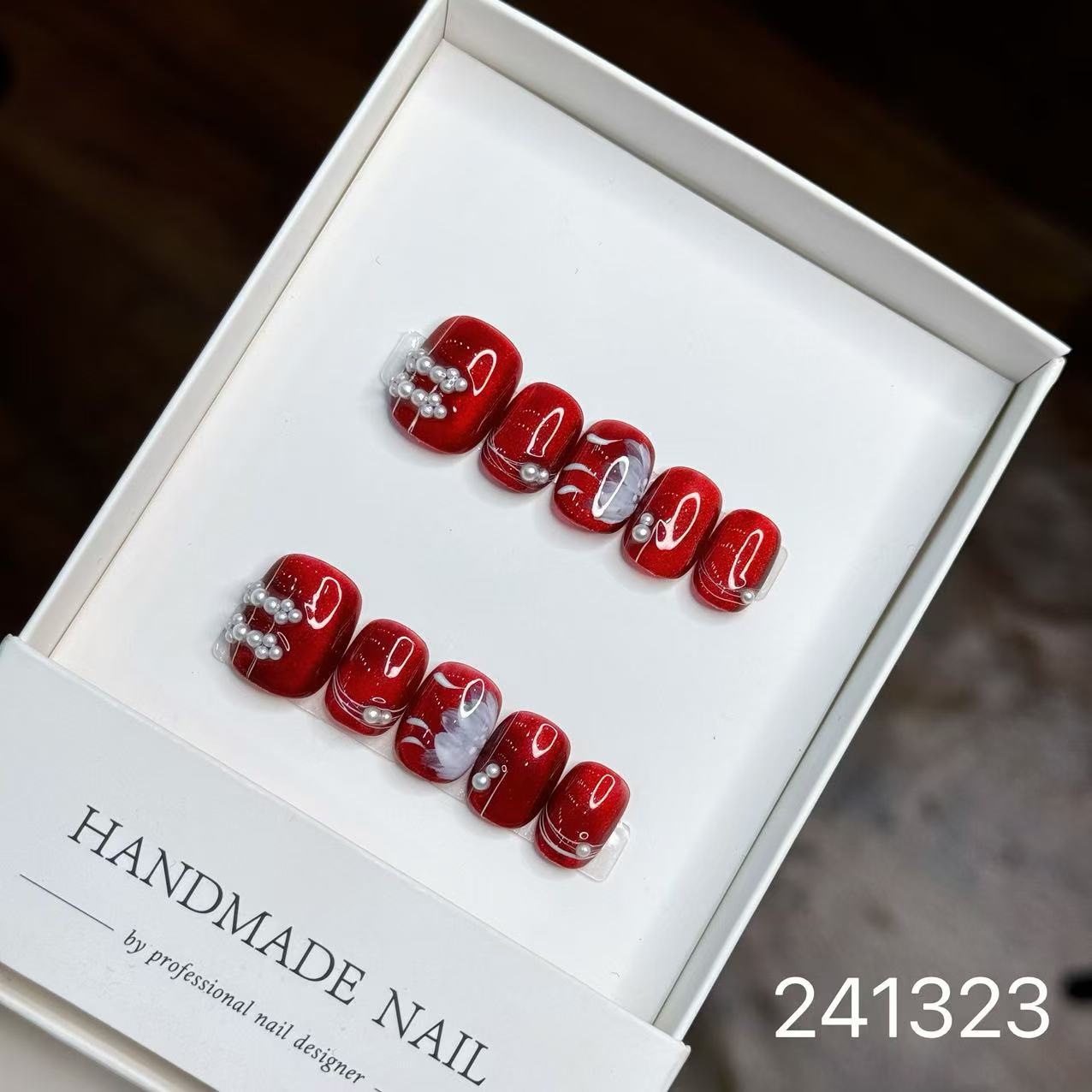 1028- Handmade press on nails