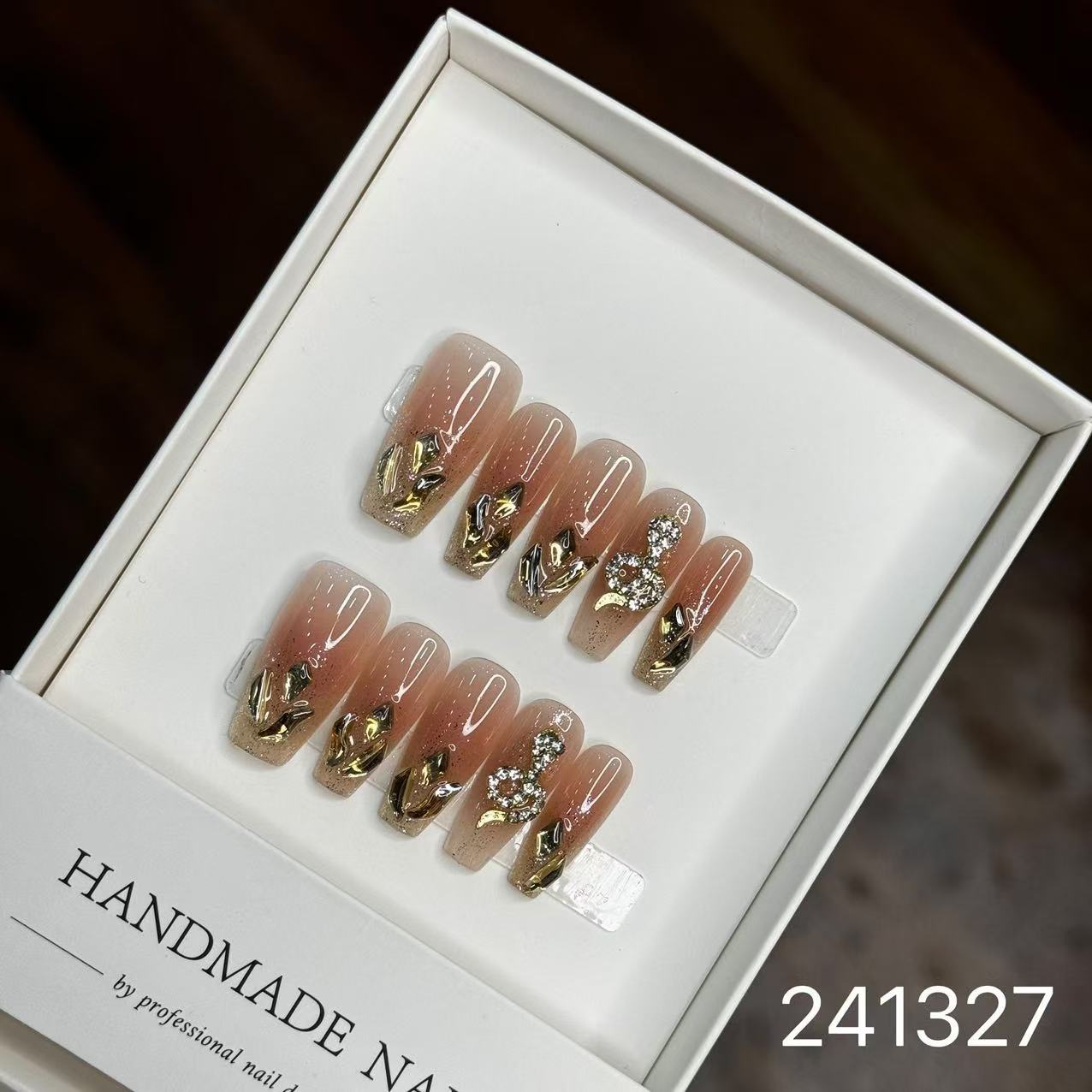 1030- Handmade press on nails