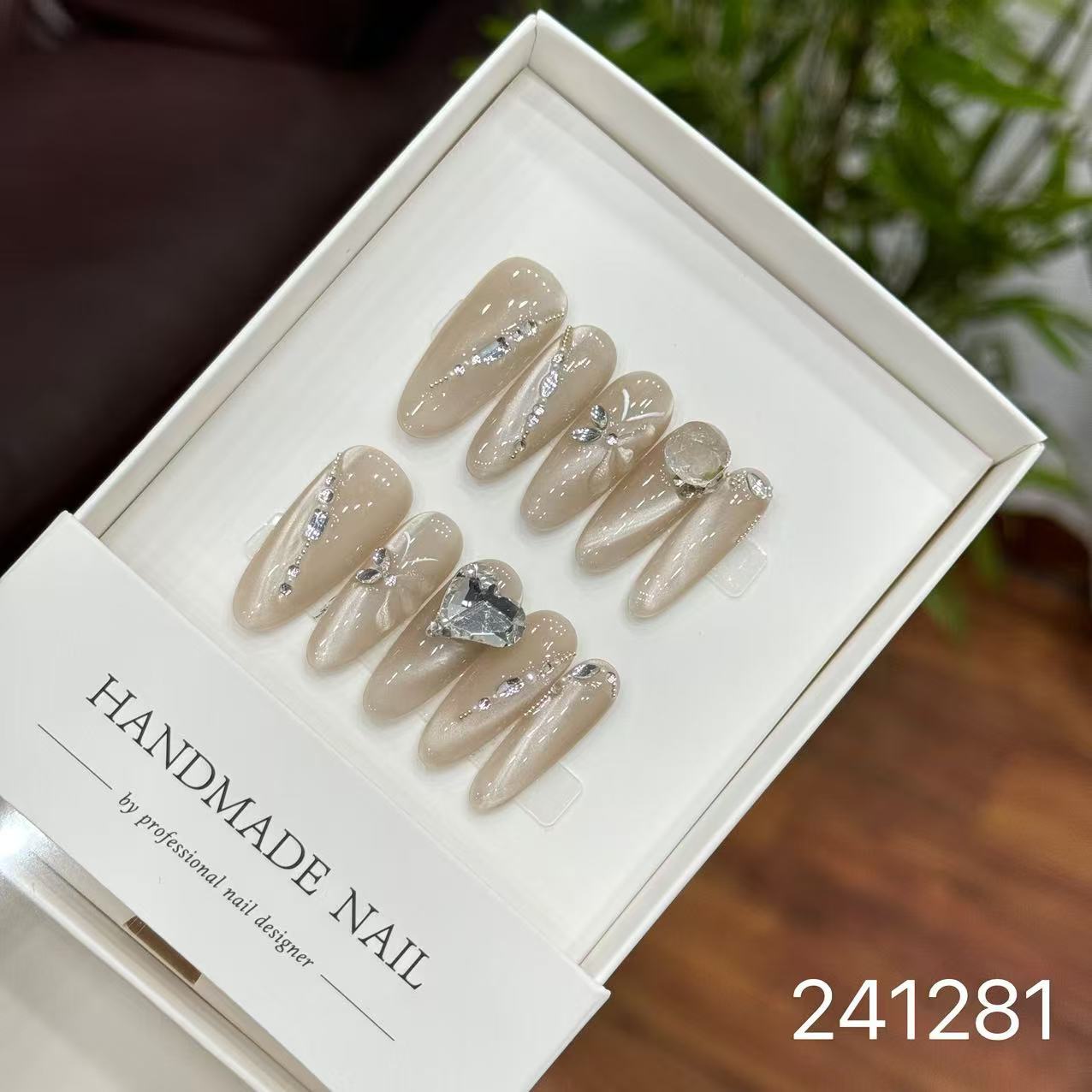 1030- Handmade press on nails