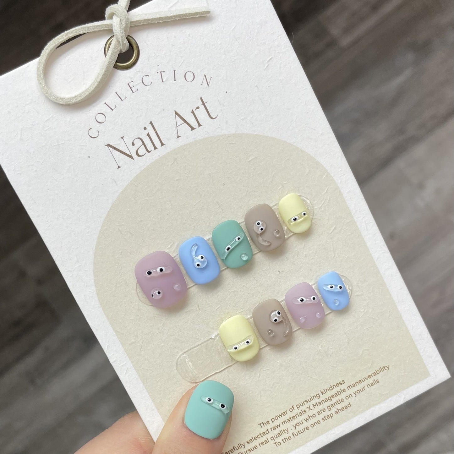 0938- Handmade press on nails