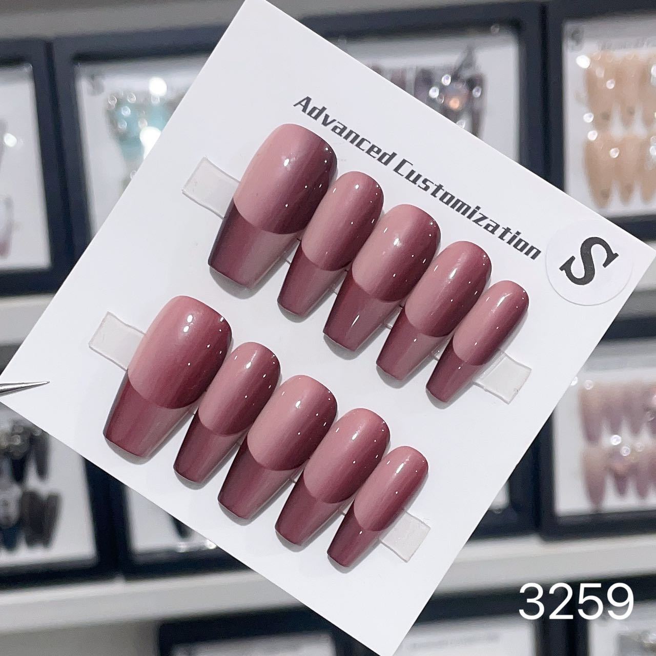 0962- Handmade press on nails