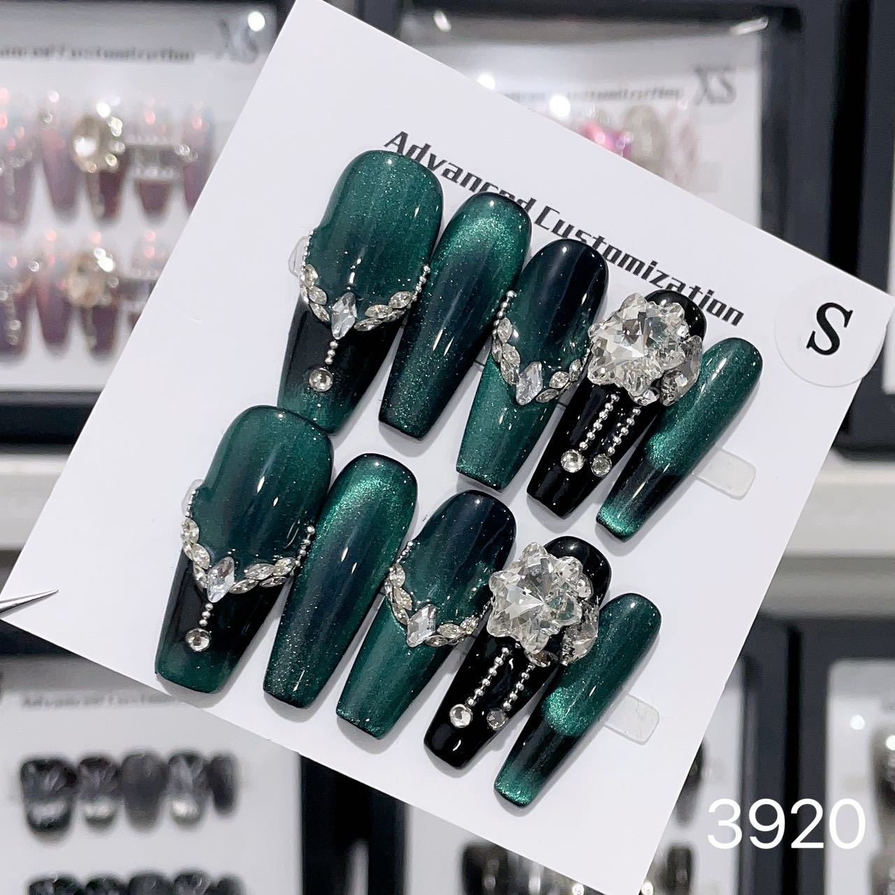 1025- Handmade press on nails