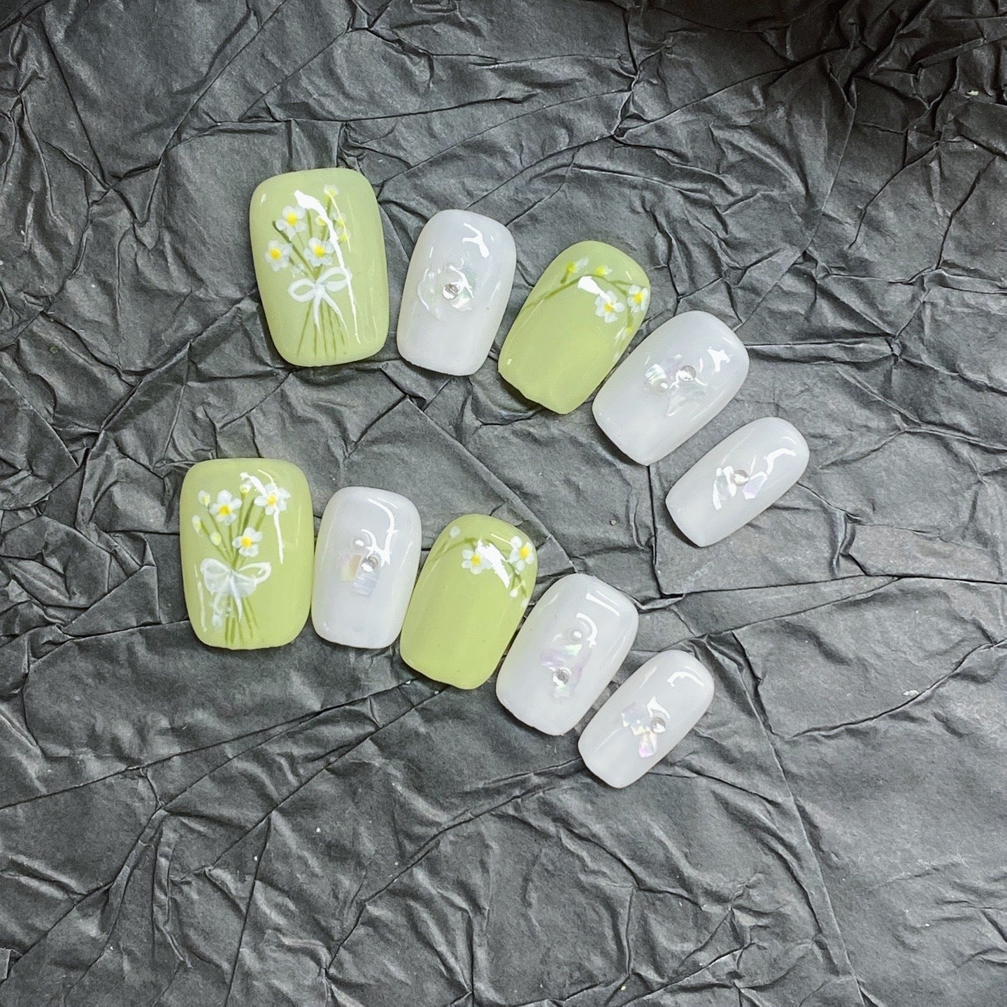 1003- Handmade press on nails