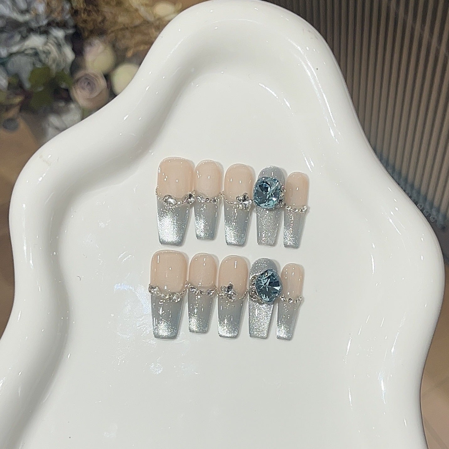 1033- Handmade press on nails