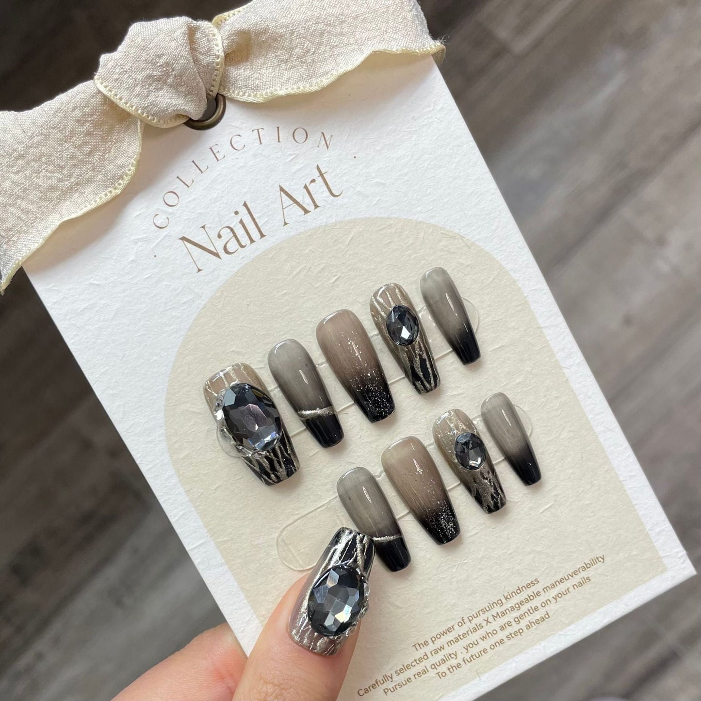 1022- Handmade press on nails