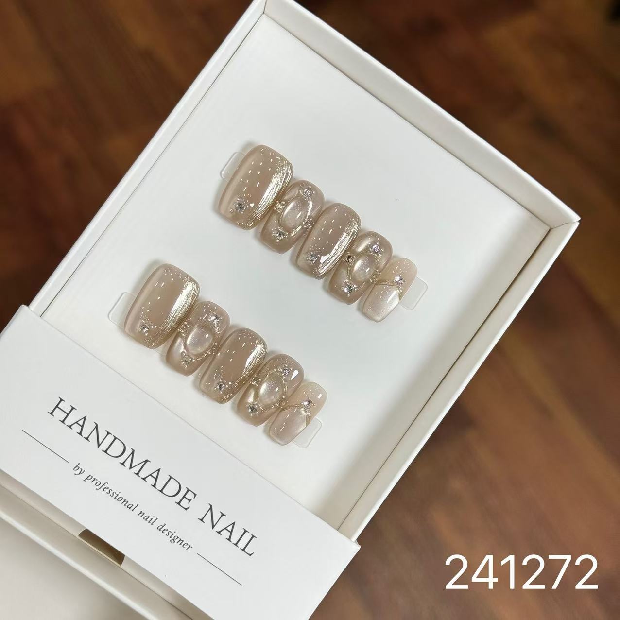 1028- Handmade press on nails