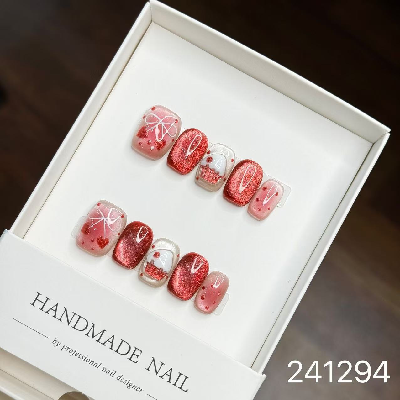 1031- Handmade press on nails