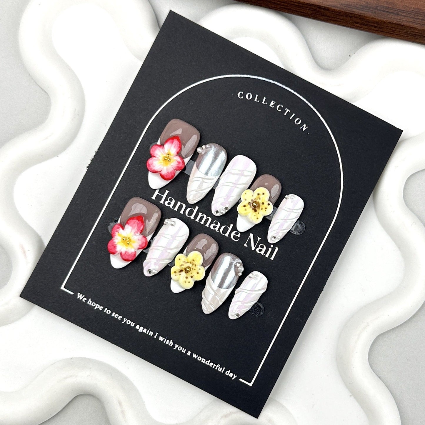 0984- Handmade press on nails