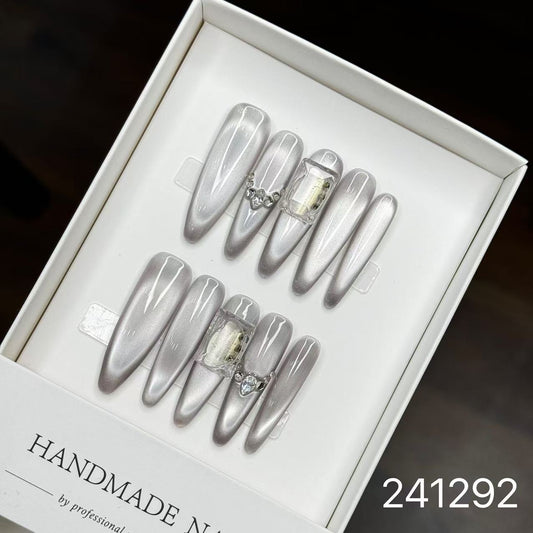 1029- Handmade press on nails