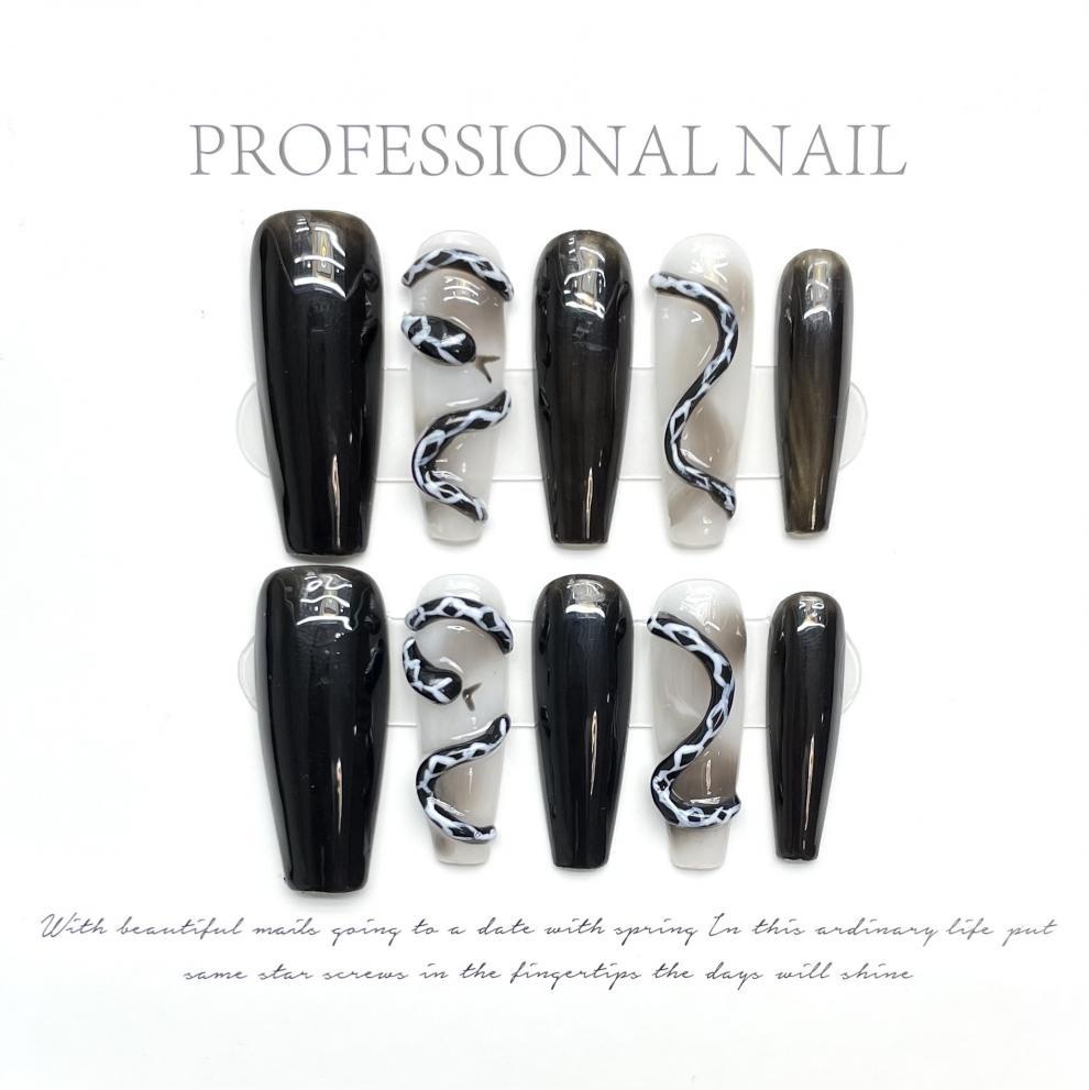 1023- Handmade press on nails