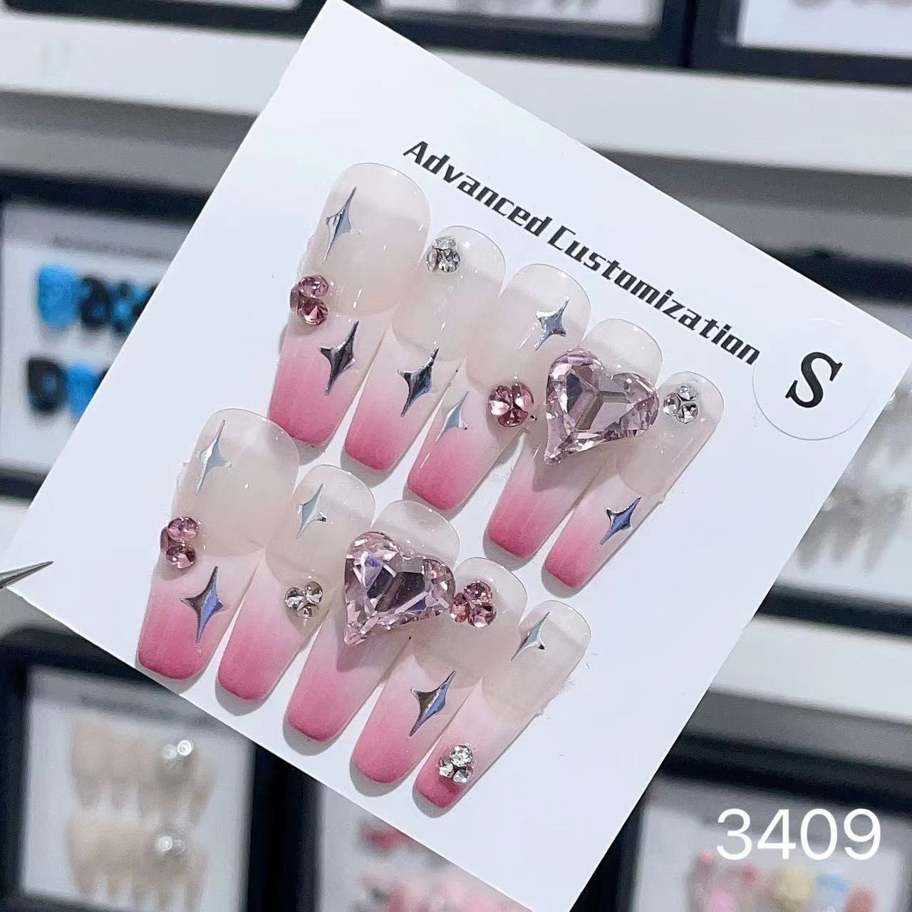 1025- Handmade press on nails