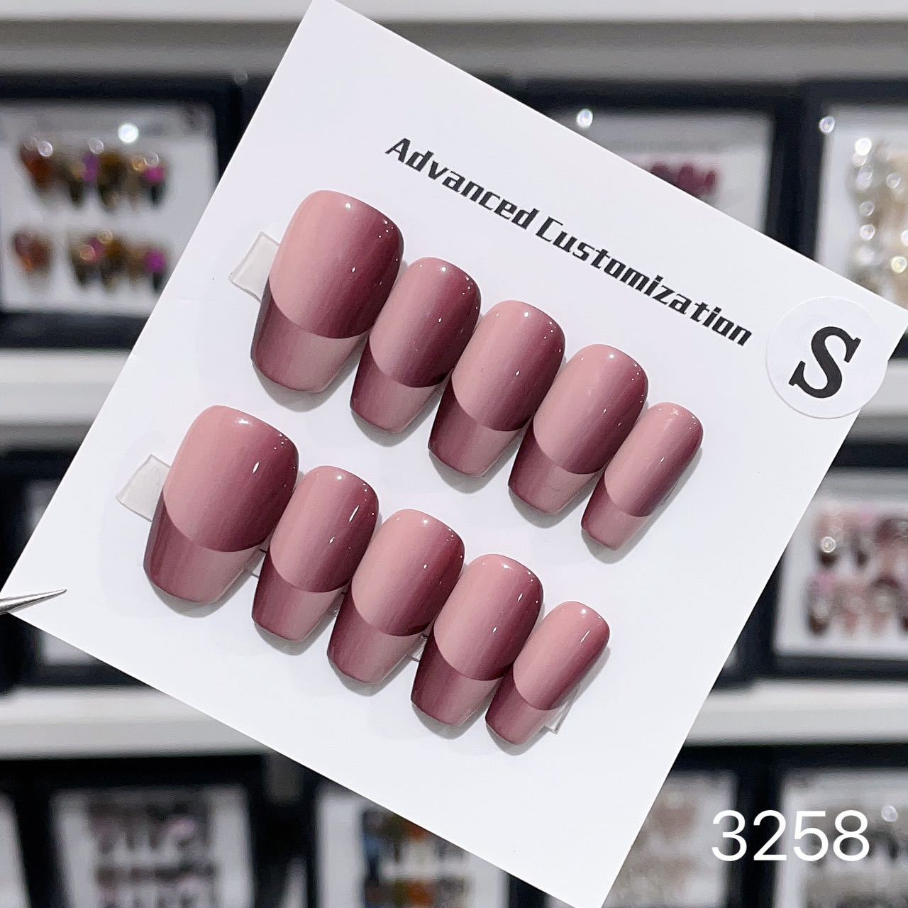 1025- Handmade press on nails