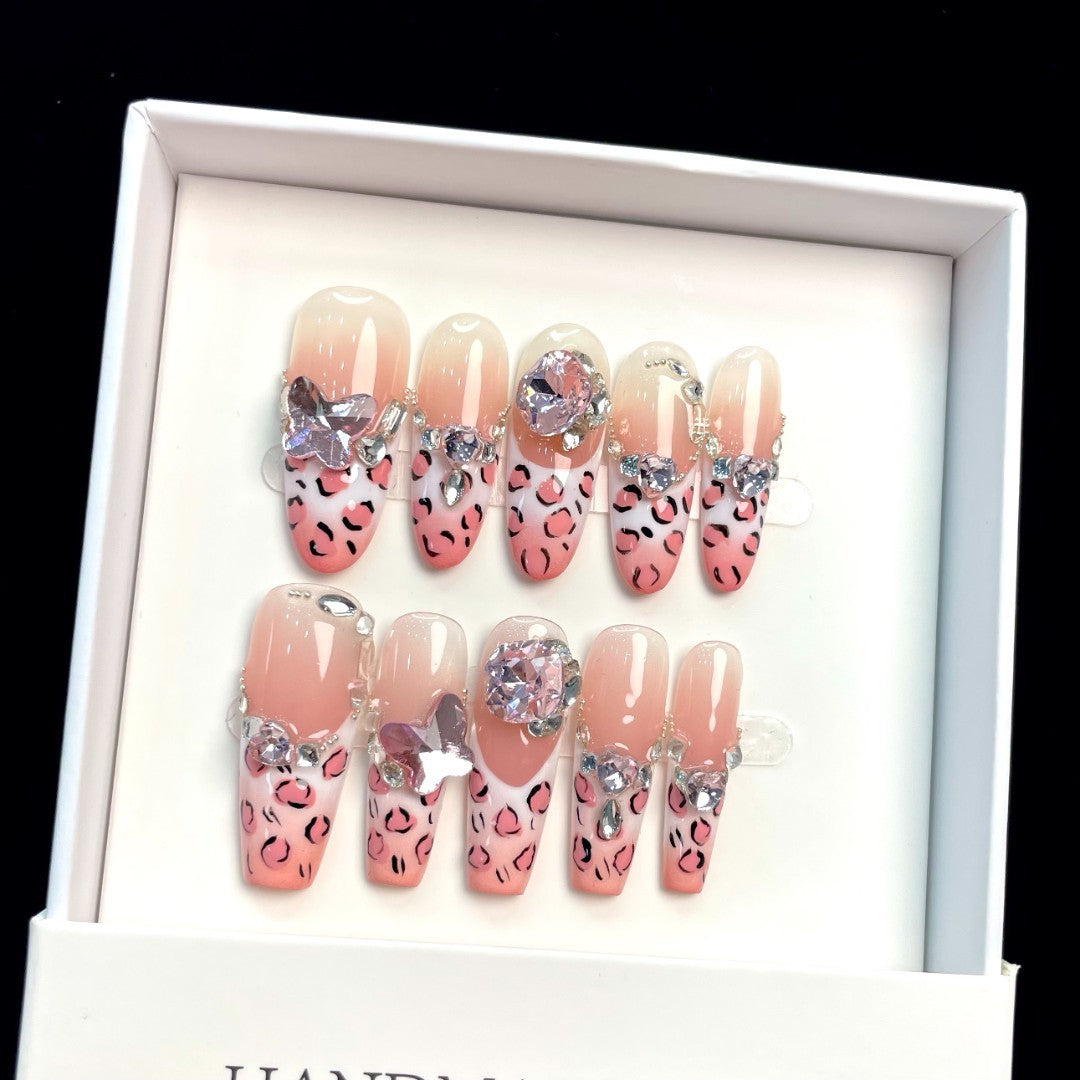 0999- Handmade press on nails