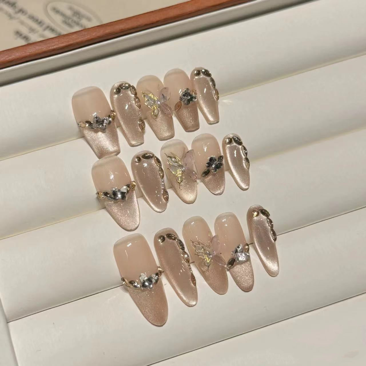 1009- Handmade press on nails