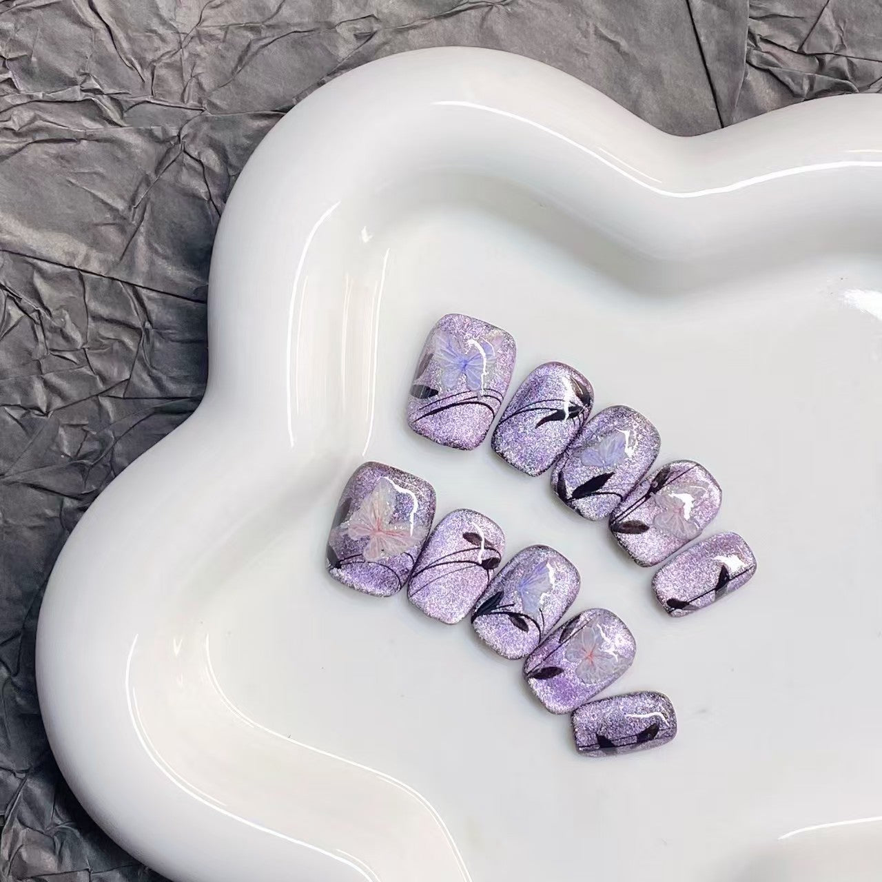 1004- Handmade press on nails