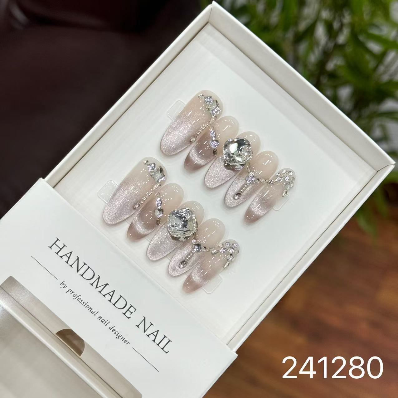 1030- Handmade press on nails