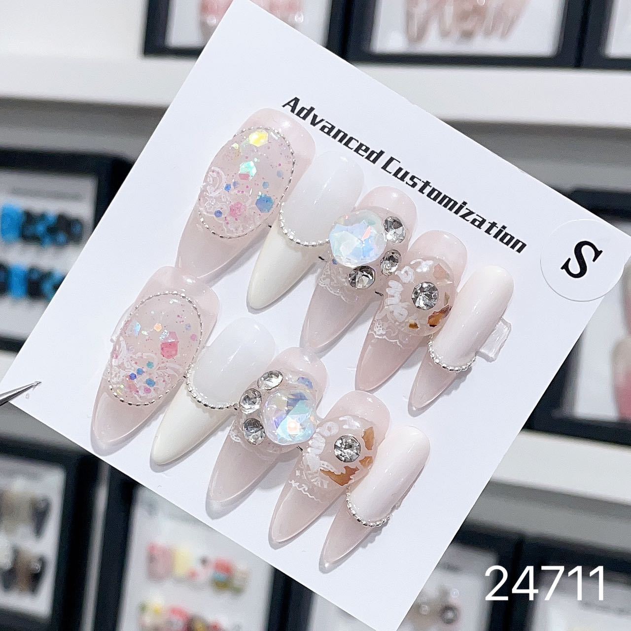 0967- Handmade press on nails