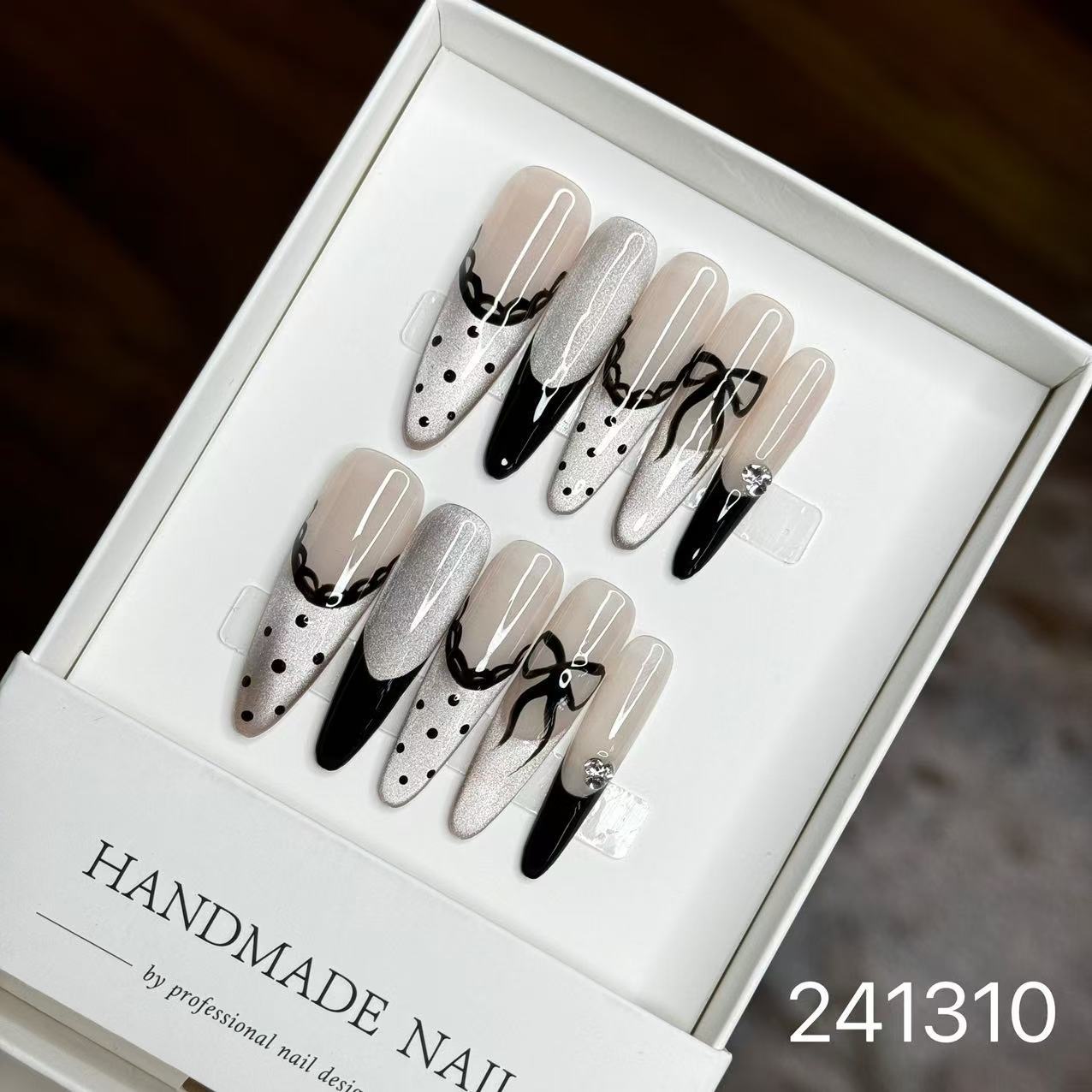 1030- Handmade press on nails