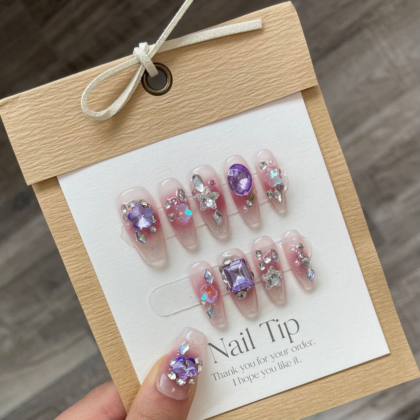 1022- Handmade press on nails