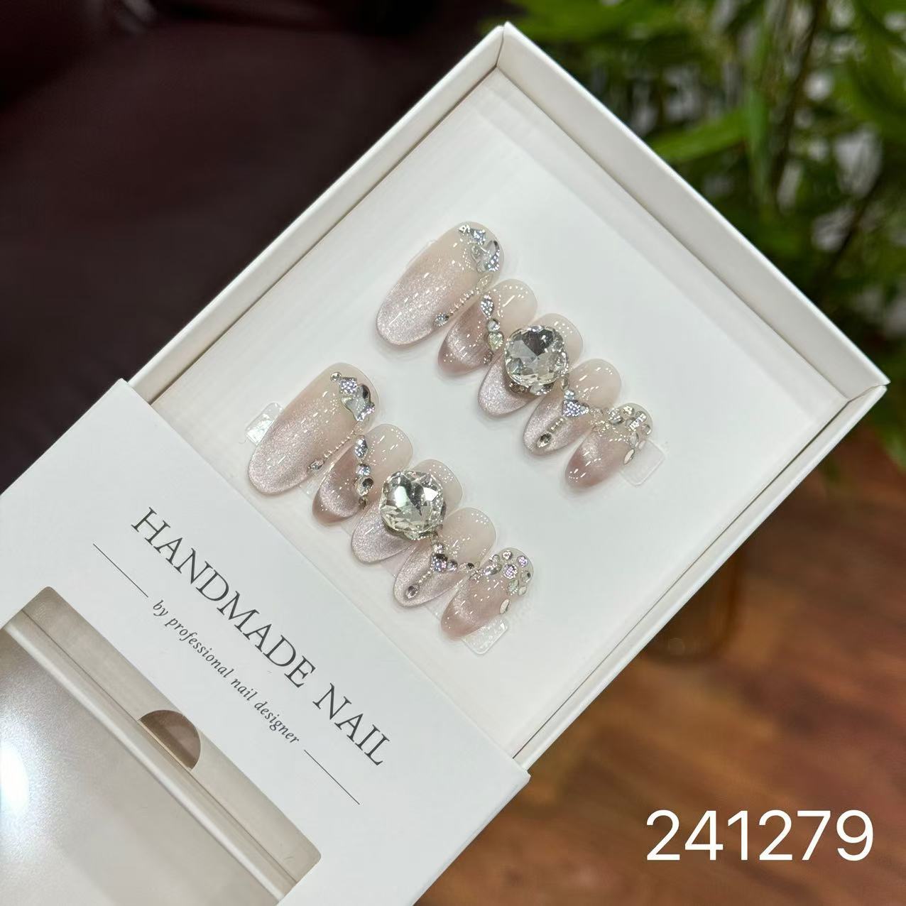 1030- Handmade press on nails