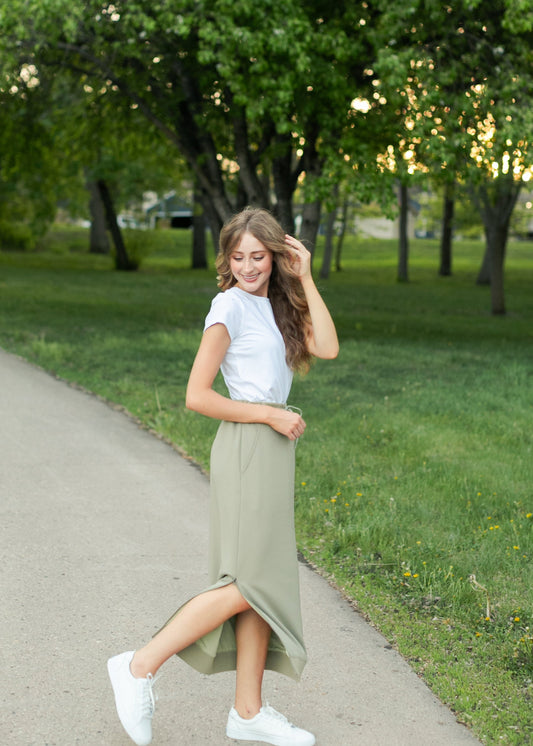 Side Zipper Athletic Midi Skirt