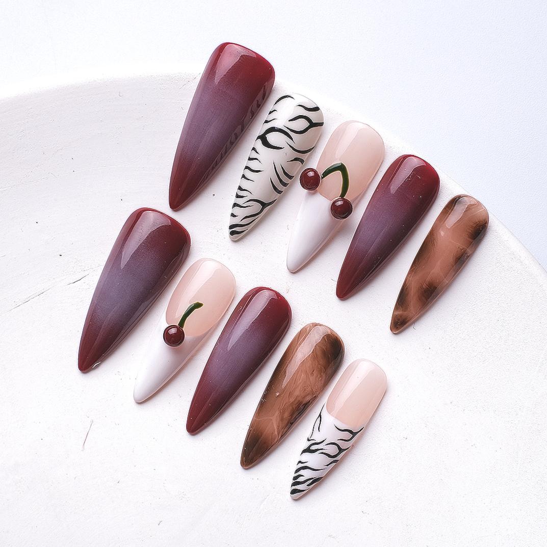 1076 Handmade Press On Nails