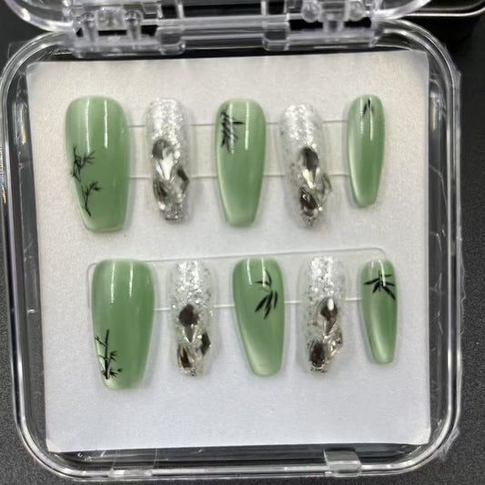 1048- Handmade press on nails