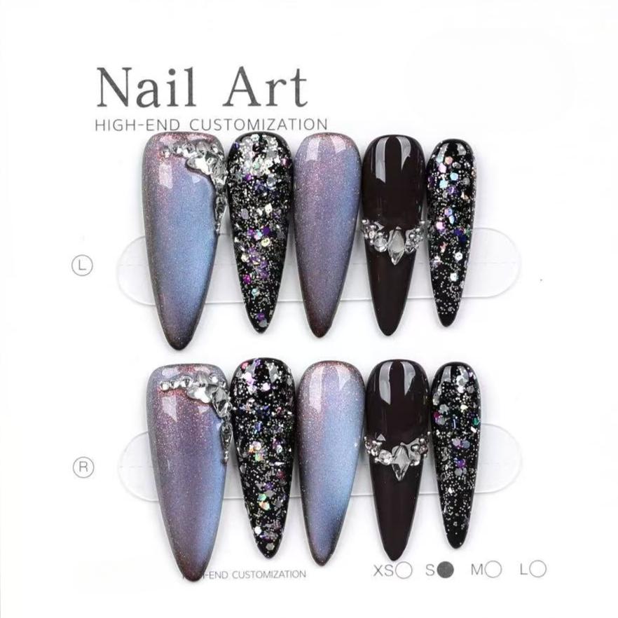 1043- Handmade press on nails
