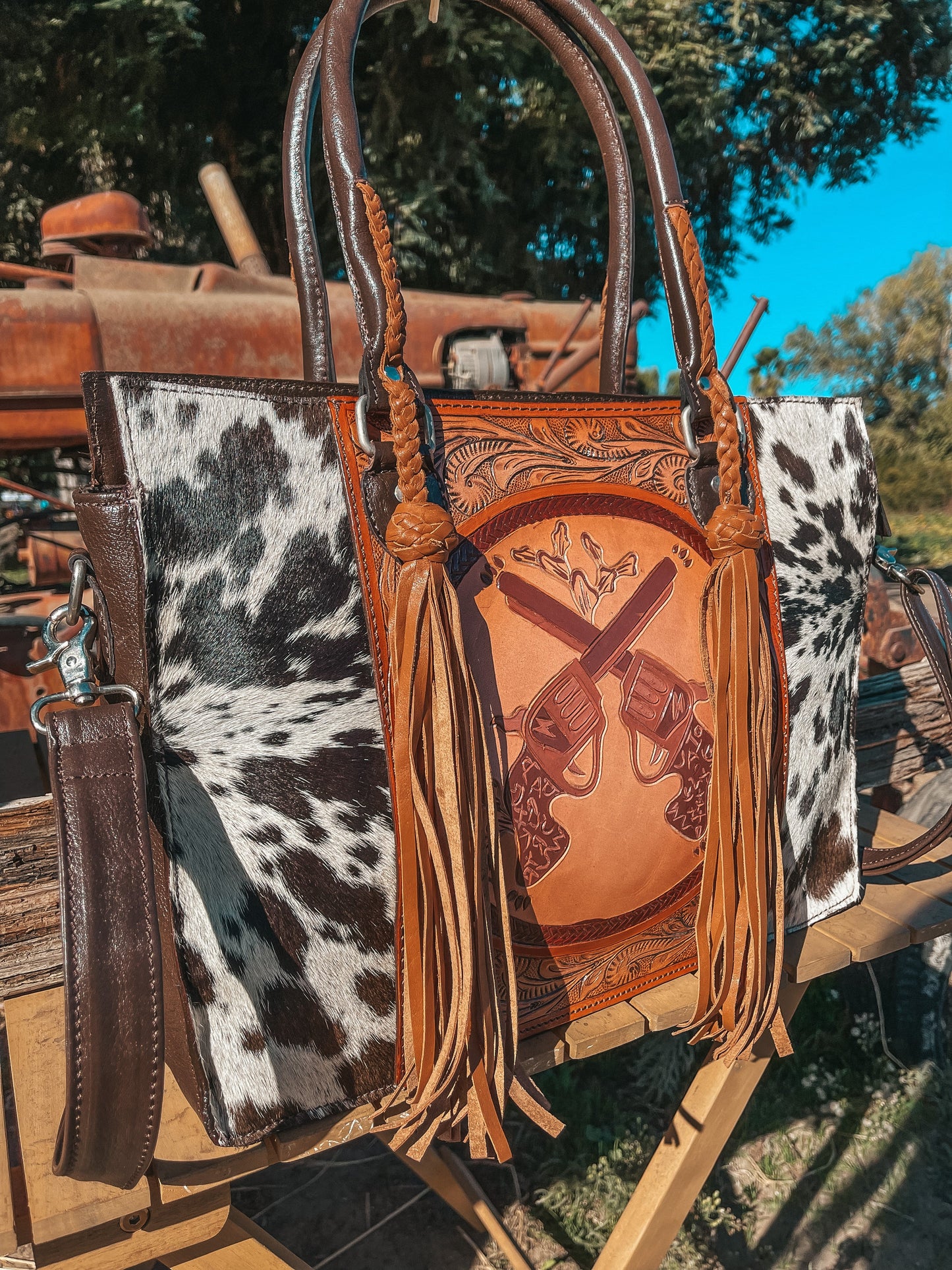 The Smoking Gun Tote bag Concealed Carry