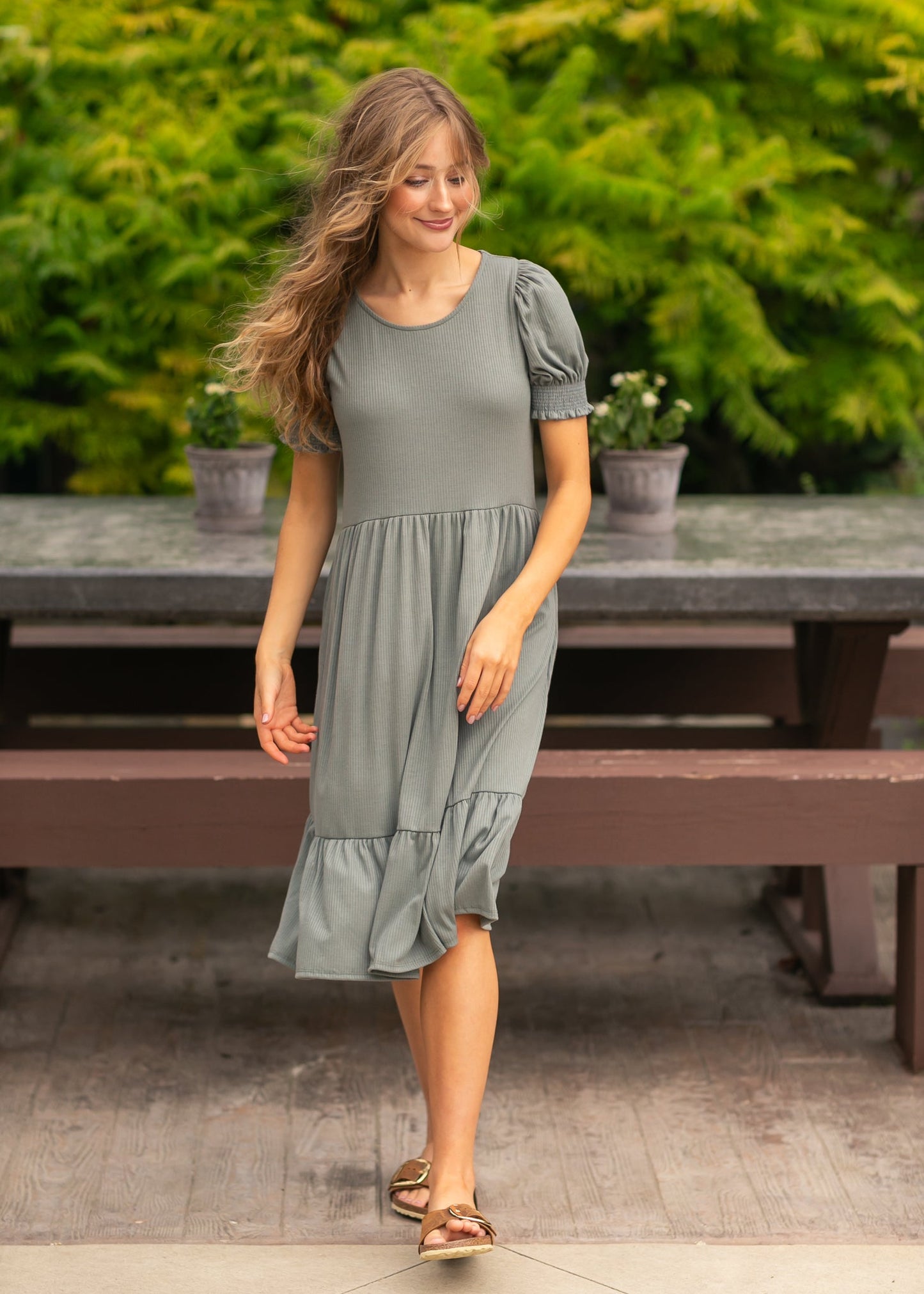 Short Sleeve Midi Dress