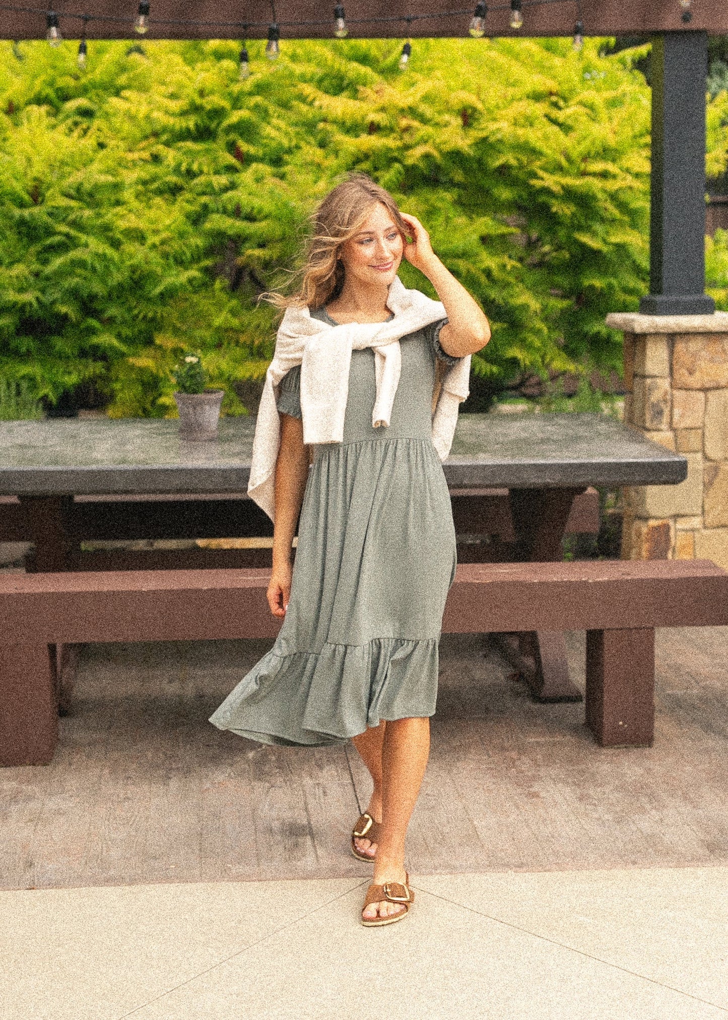 Short Sleeve Midi Dress