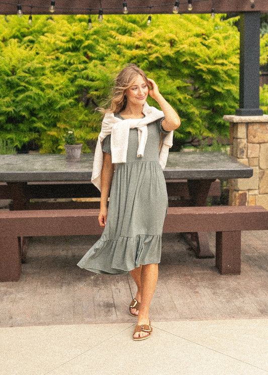 Short Sleeve Midi Dress